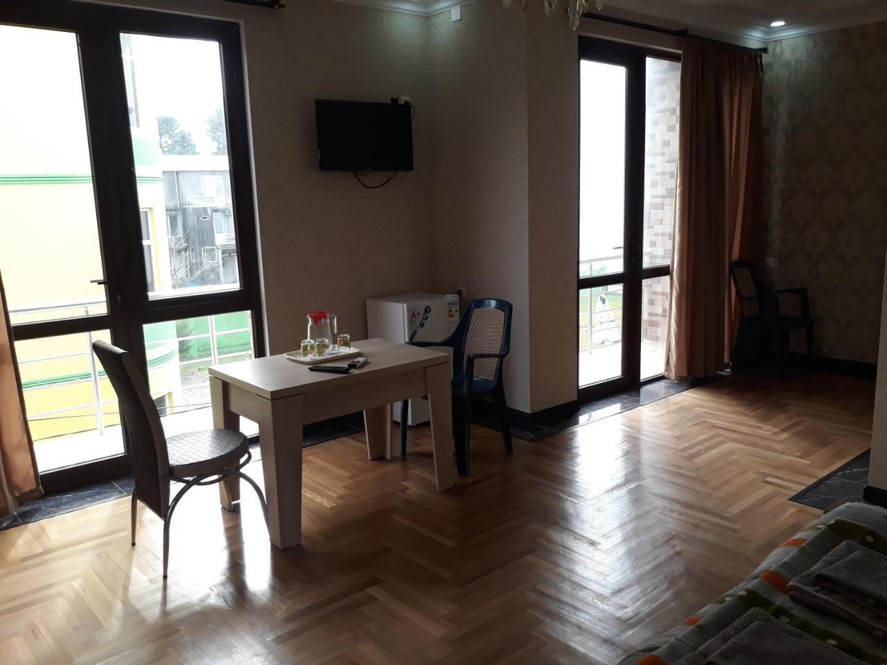 Guest House Rusalka Kobuleti Exterior foto